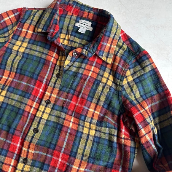 LL Bean Slightly Fitted Scotch Multicolored Plaid Flannel Shirt - Picture 2 of 7
